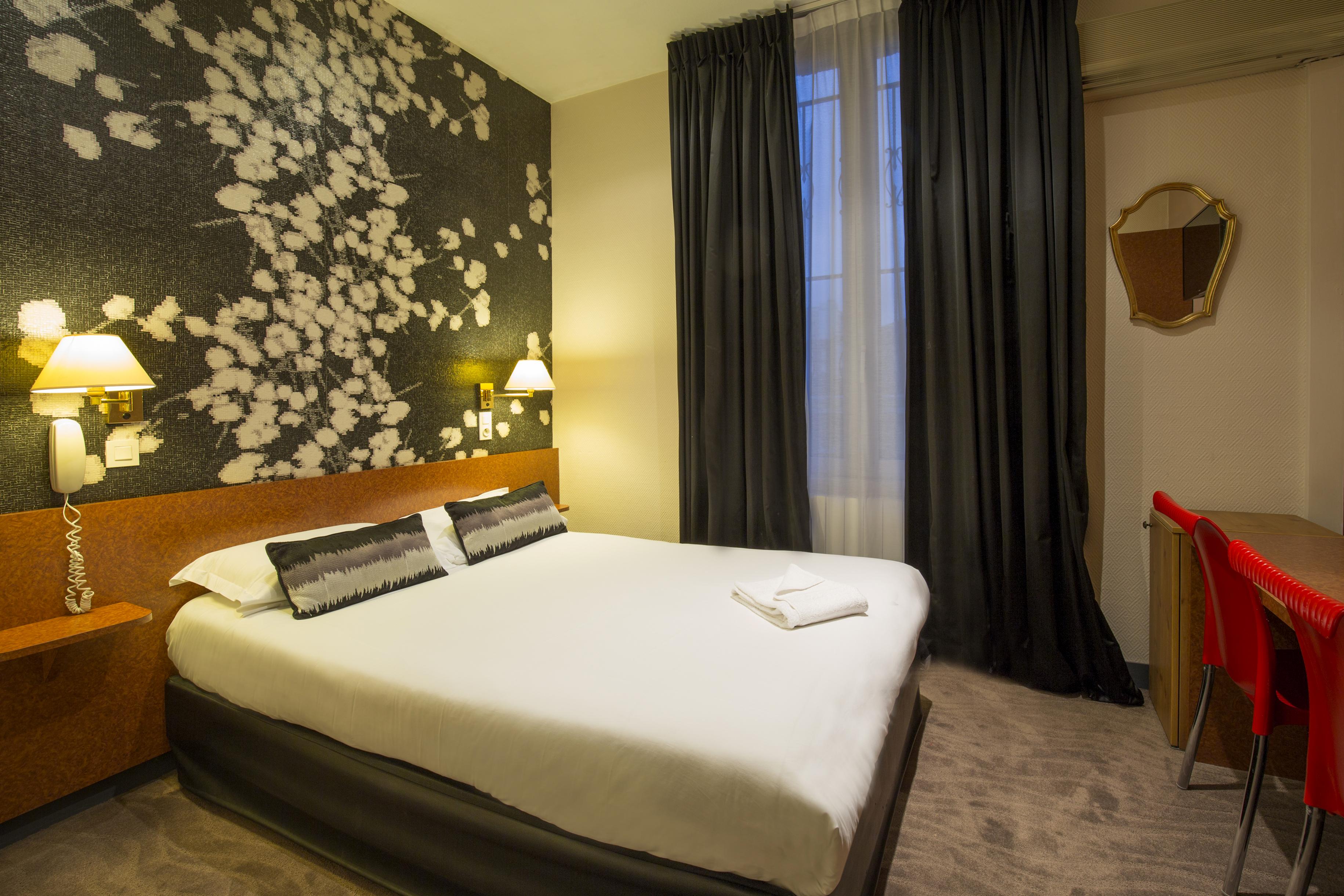 Hotel Raymond 4 Toulouse Exteriör bild
