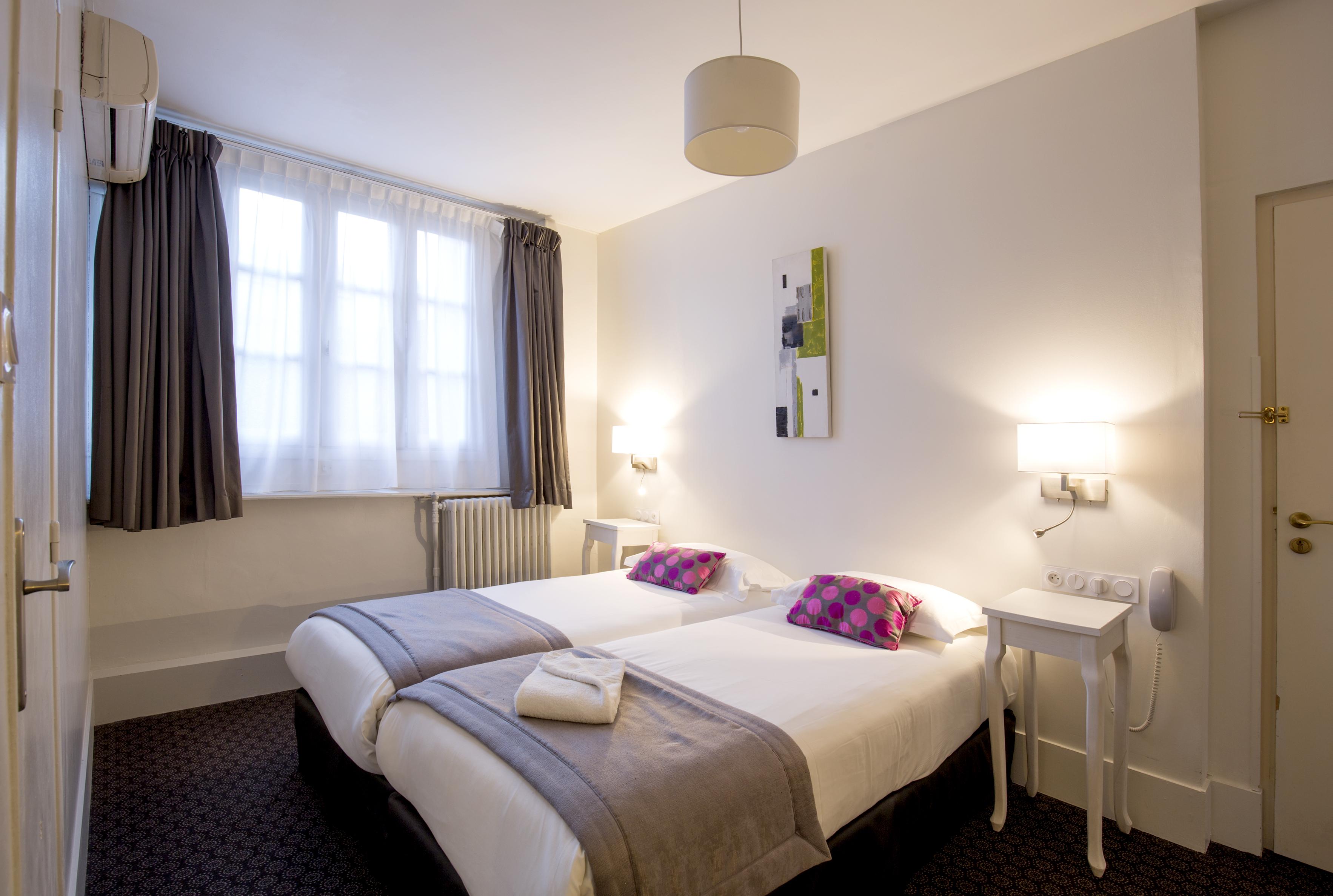 Hotel Raymond 4 Toulouse Exteriör bild